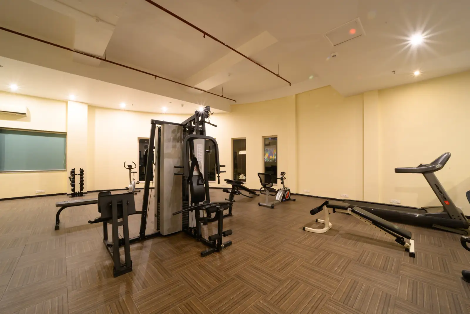 The fully equipped gymnasium at Sinclairs Burdwan