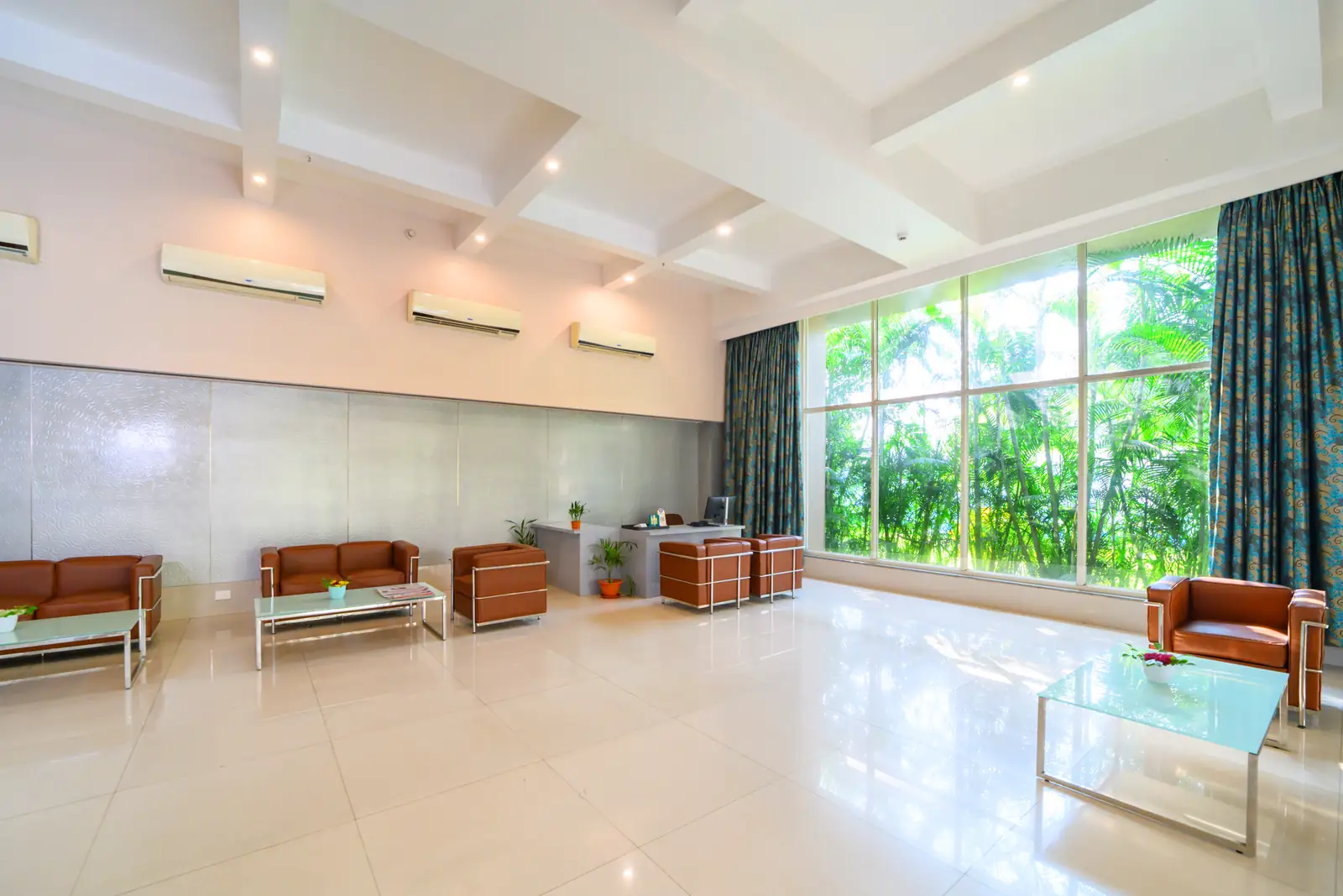 Lobby lounge seating at Sinclairs Burdwan