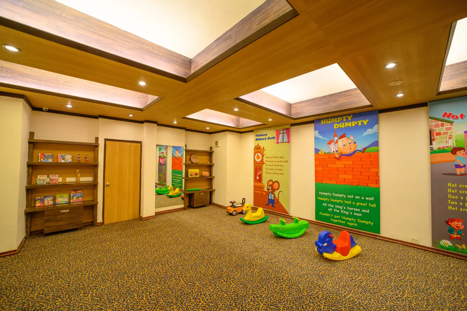 Toddler's play corner at Sinclairs Darjeeling
