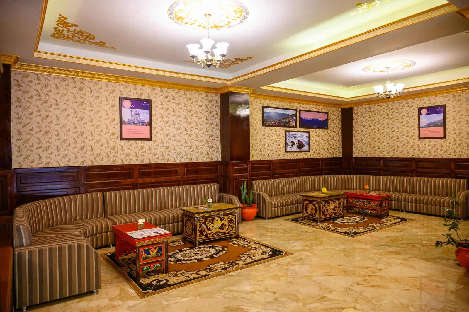 Lobby lounge at Sinclairs Gangtok with traditional Sikkimese furnishings
