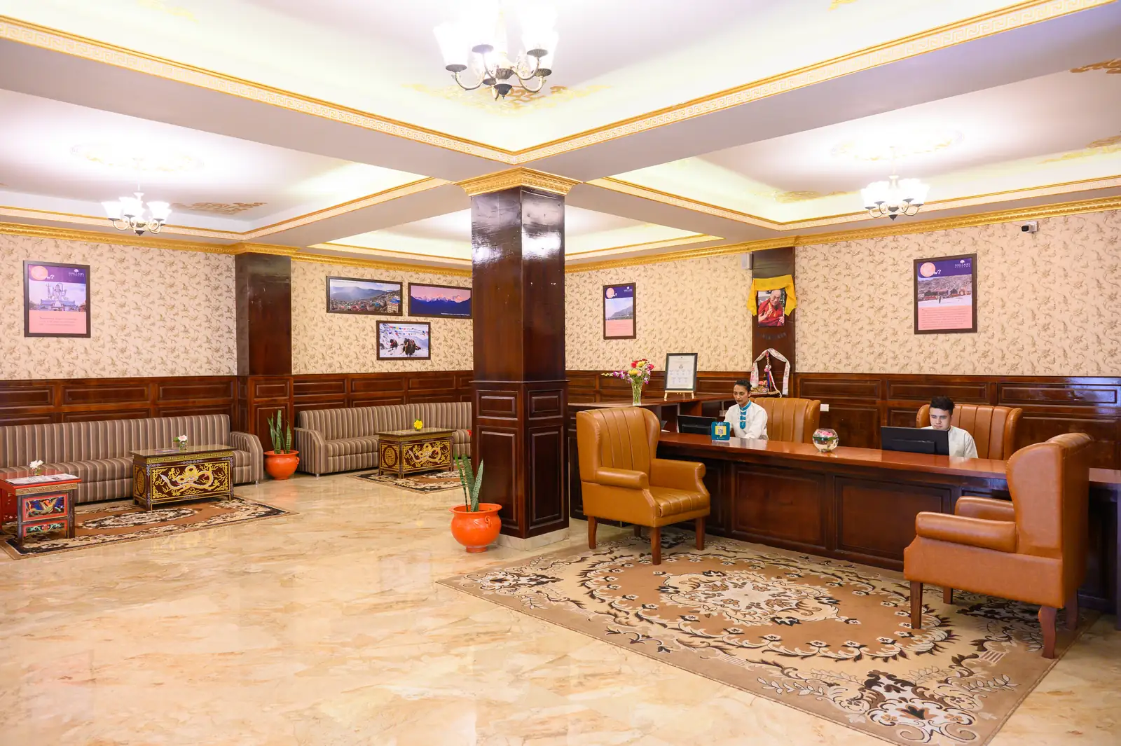 Front desk reception at Sinclairs Gangtok