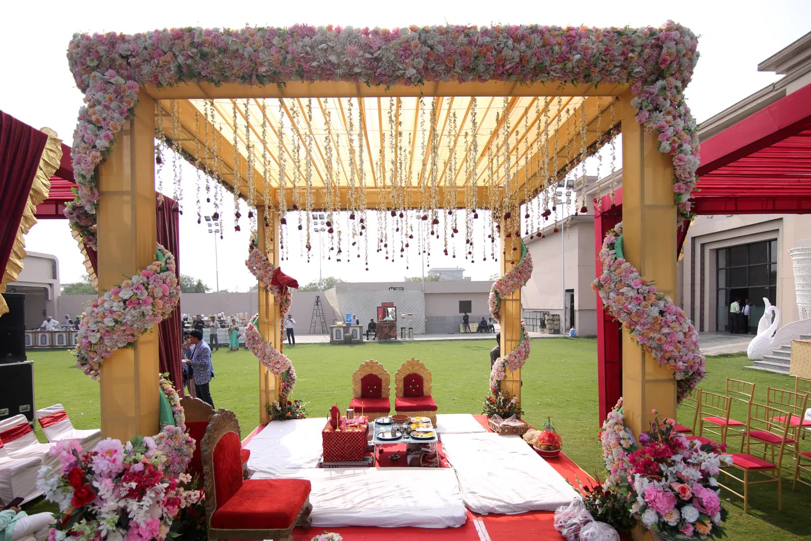 An intimate wedding celebration at Sinclairs Gangtok