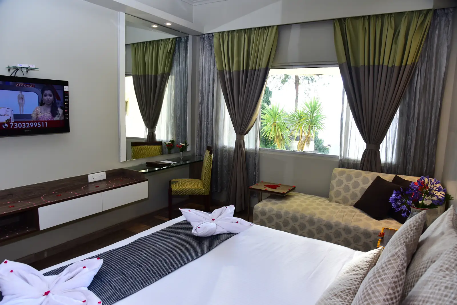 Premier Room